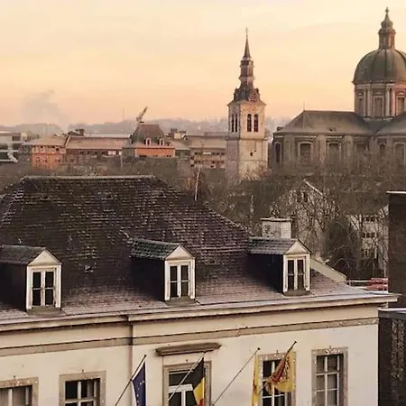 8 Pers 10' à Pied Du Centre:le Savoie * Namur