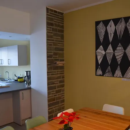 8 Pers 10' A Pied Du Centre:le Savoie Apartment Namur