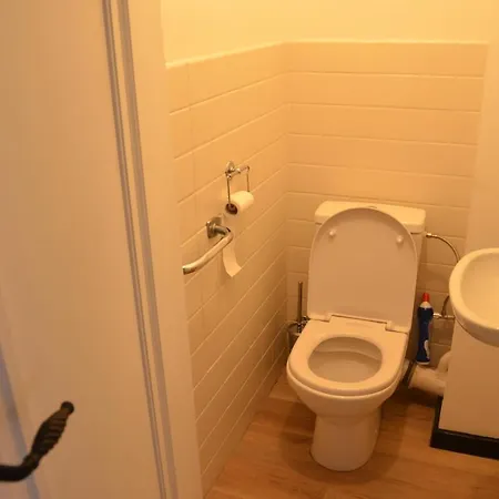 Apartment 8 Pers 10' A Pied Du Centre:le Savoie